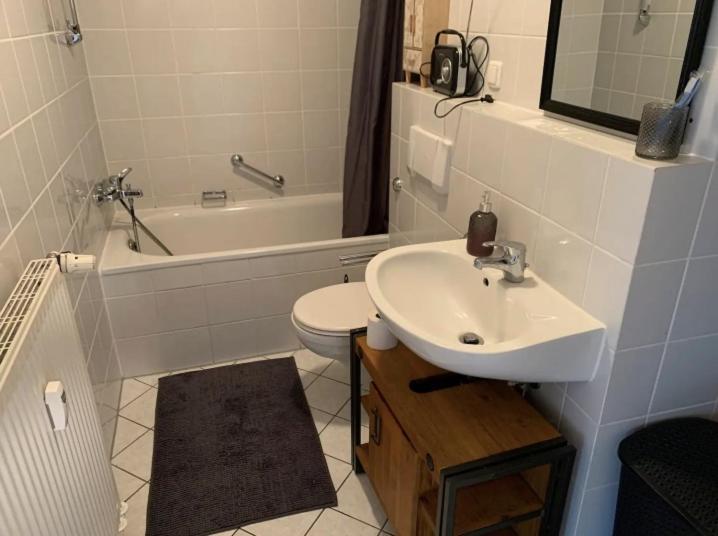 Live Easy With Balcony,Netflix, Quiet, Close To Football Stadium, Direct Train Connection, Espresso Maker Leipzig Extérieur photo